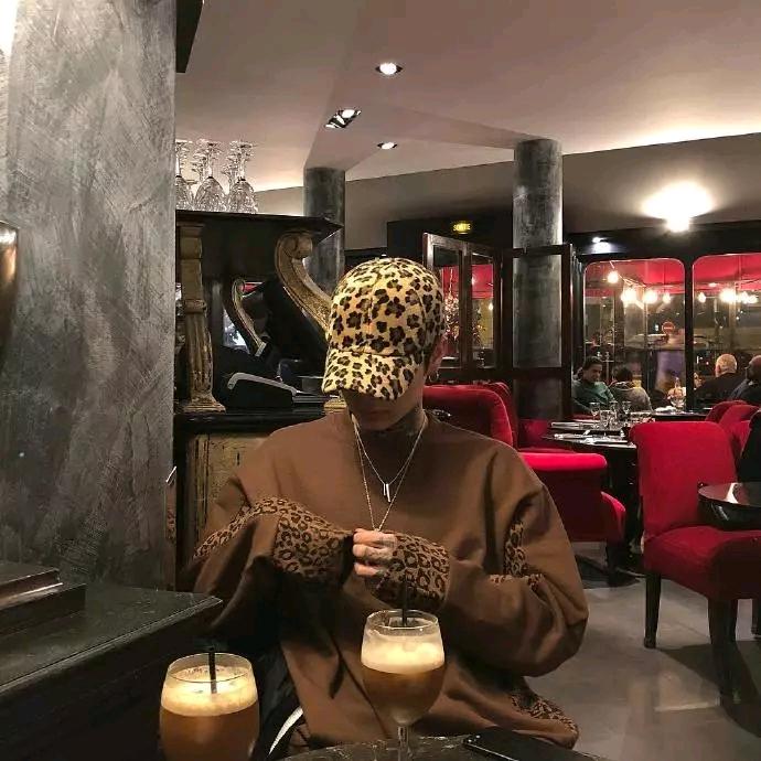 小白兔吓坏胡萝卜