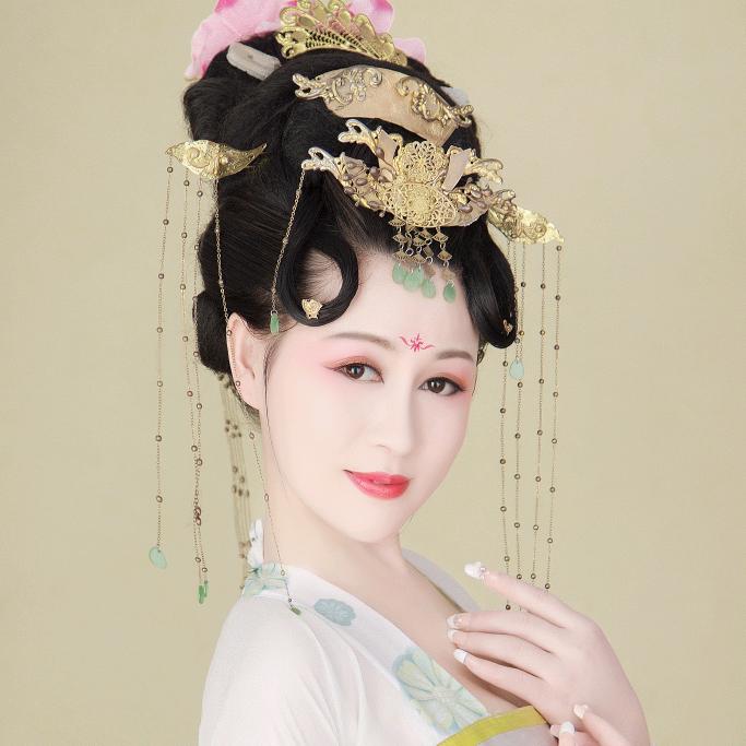 江霞  黄梅戏