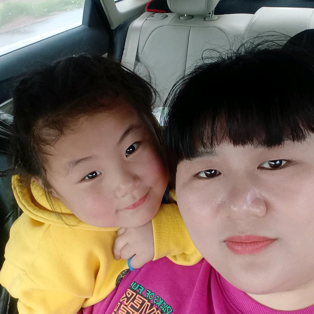 贝贝，佳妮两宝贝