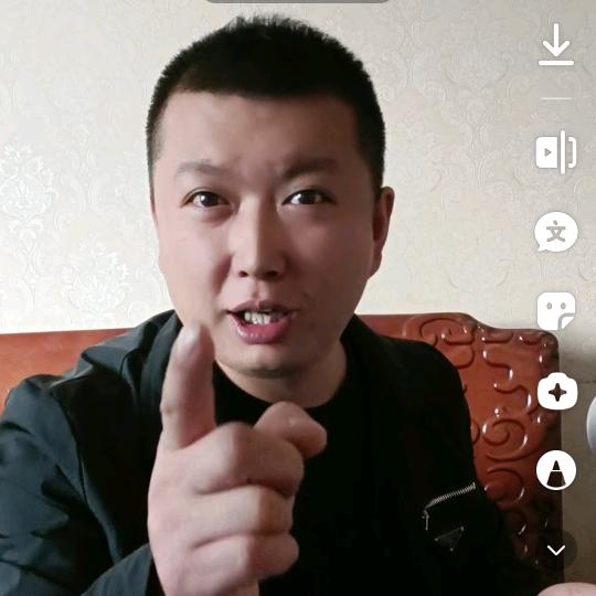 亮仔的快乐
