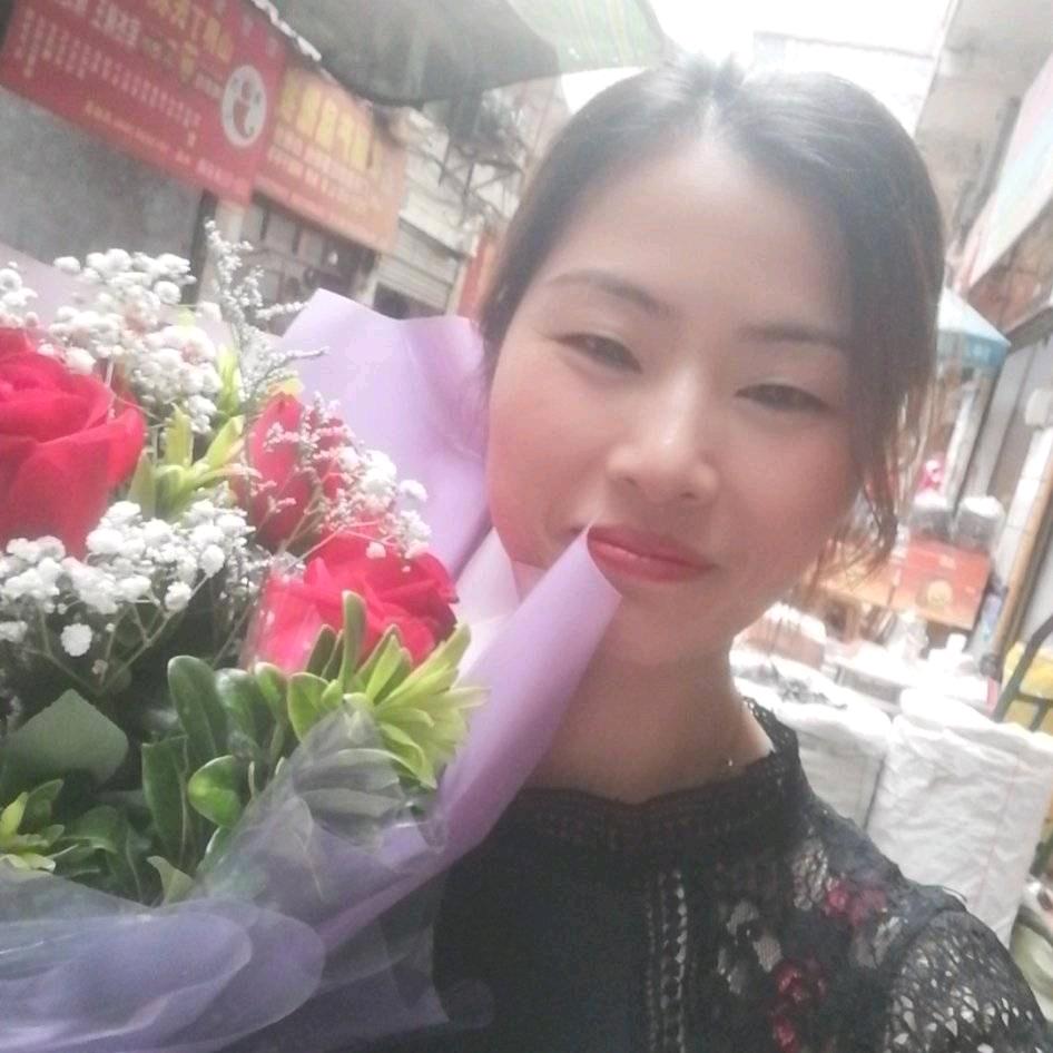 八月🌹🌹
