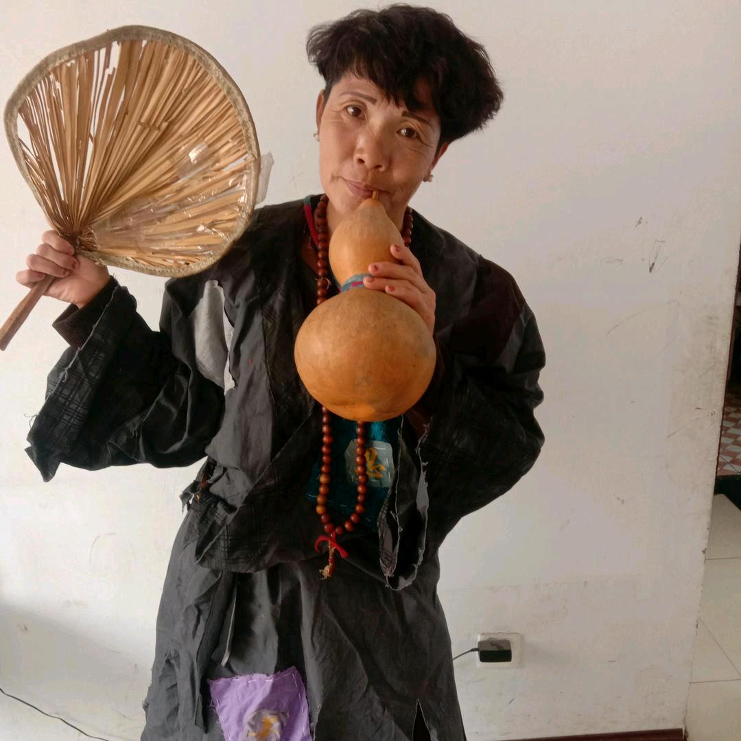 文水疯姐梦影