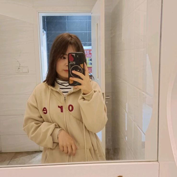 爱依Yi～