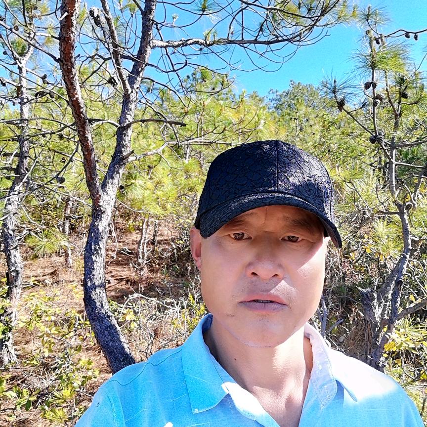 蒋跃强。,四川乐山
