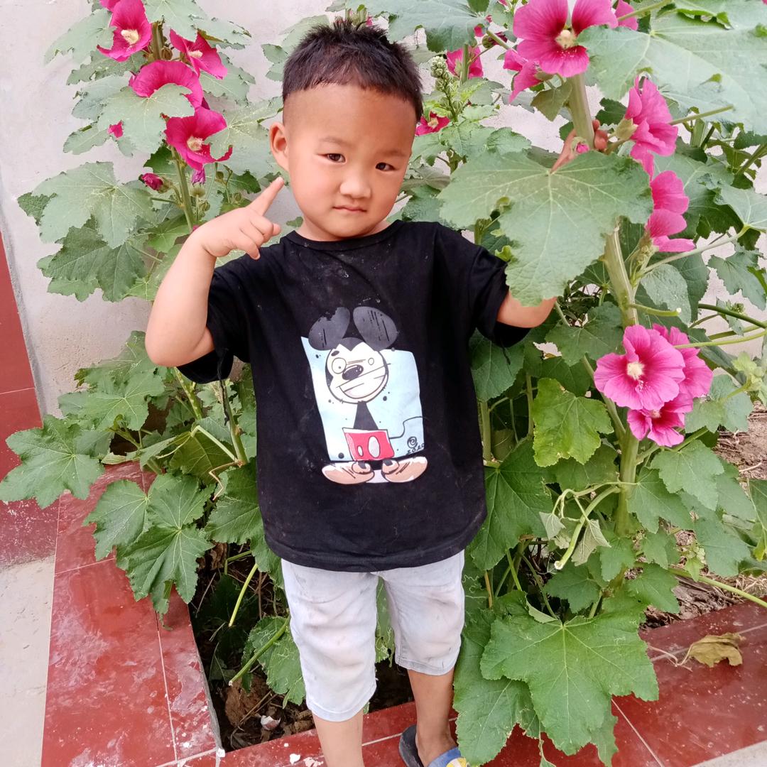 ℋღ᭄最初的🍒梦想💞࿐