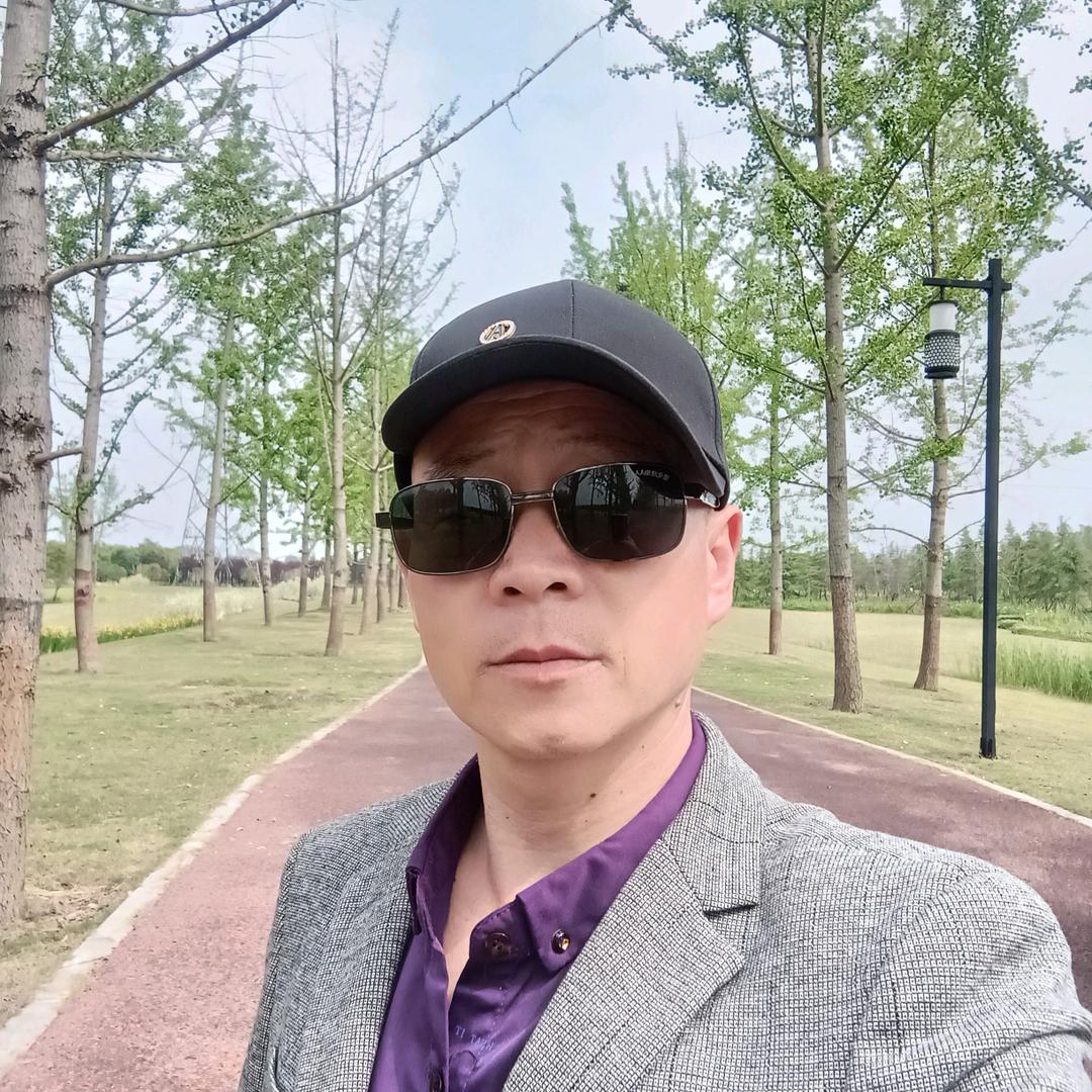 自由飞翔：水电工夏哥