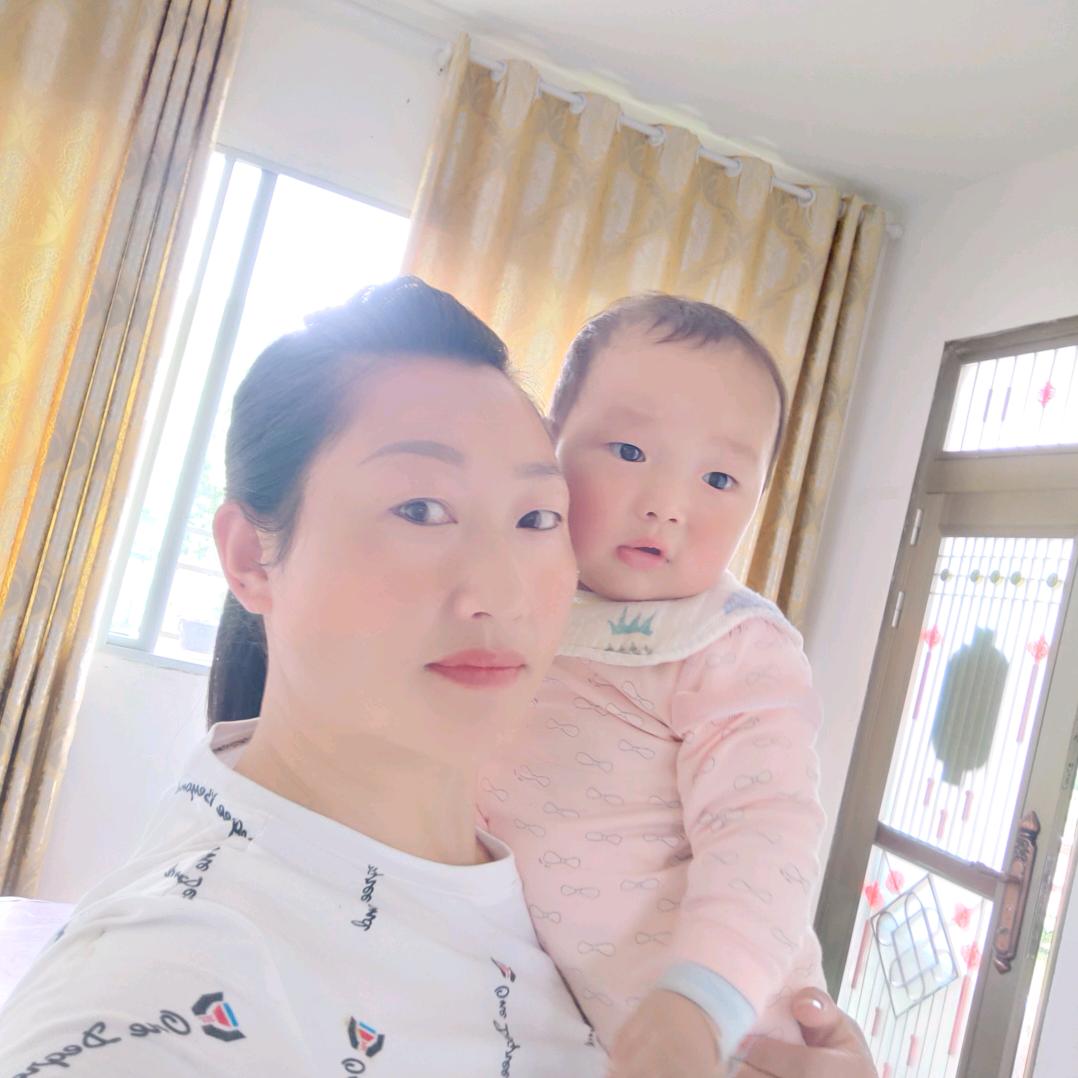 苏琼宝妈