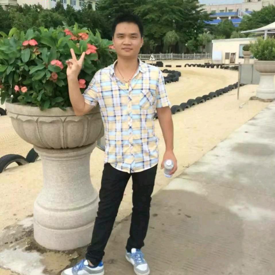 可乐加陶瓷小曹