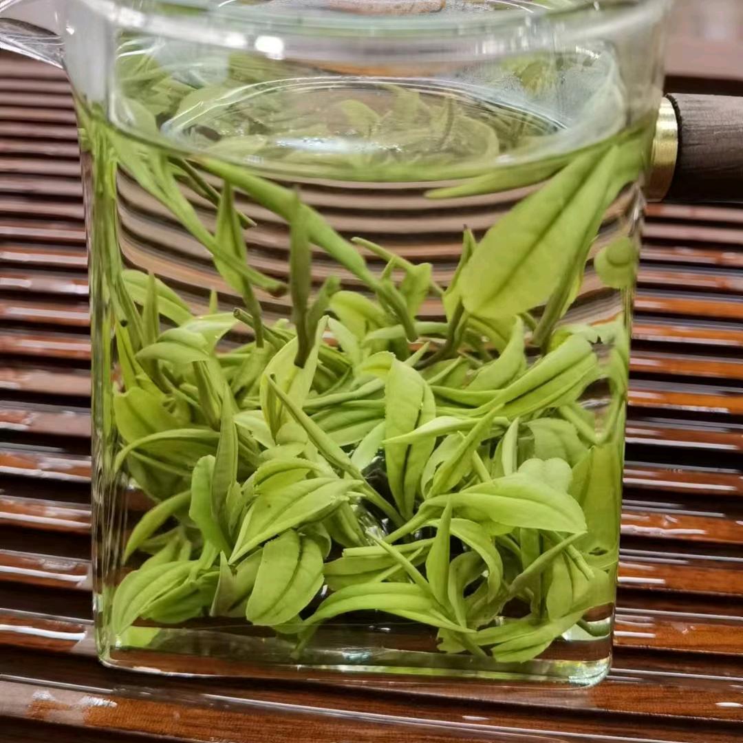 低调