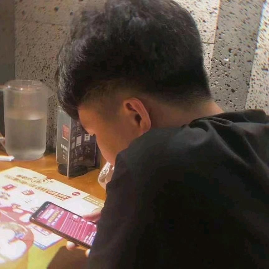胡老板