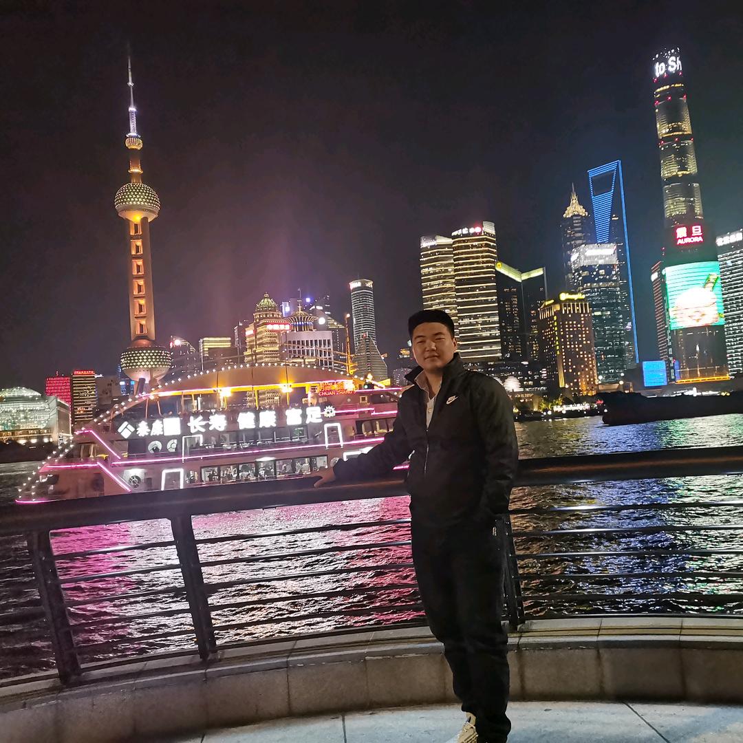 小张，同志