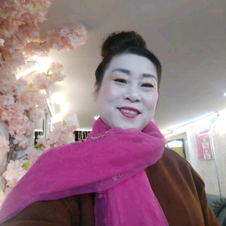 尹正英