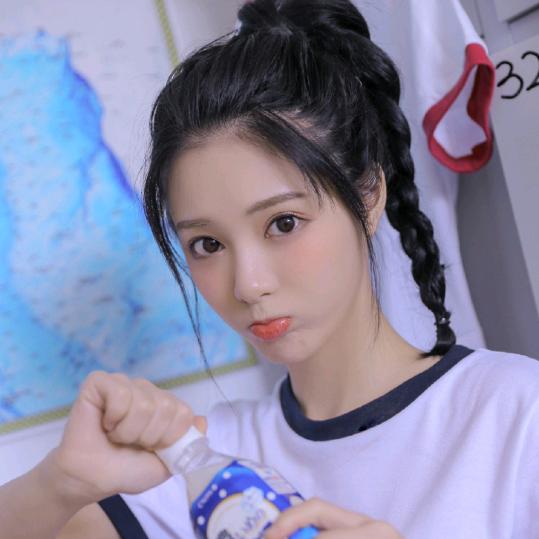 梦薇服饰