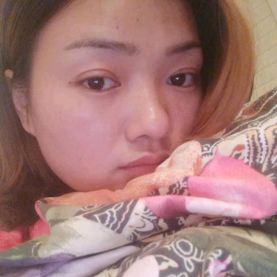 时间苍白了誓言🌸