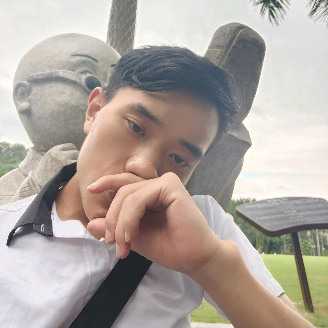 喜欢海蜥蜴的欧阳煊头像