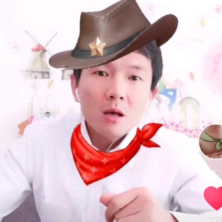 月亮不睡我不睡