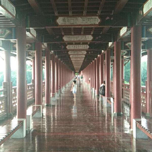 还要等多久……