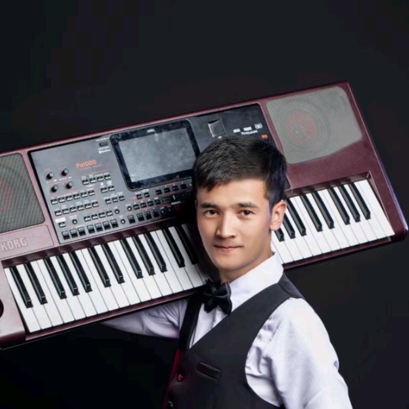 ablikim 🎹🎤🎵📷