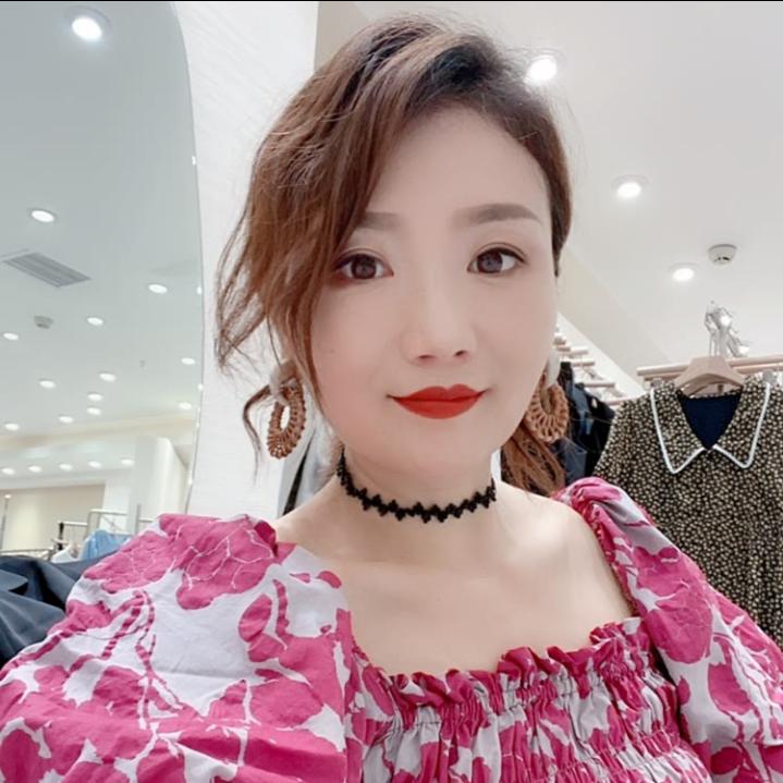艺蒽服装店