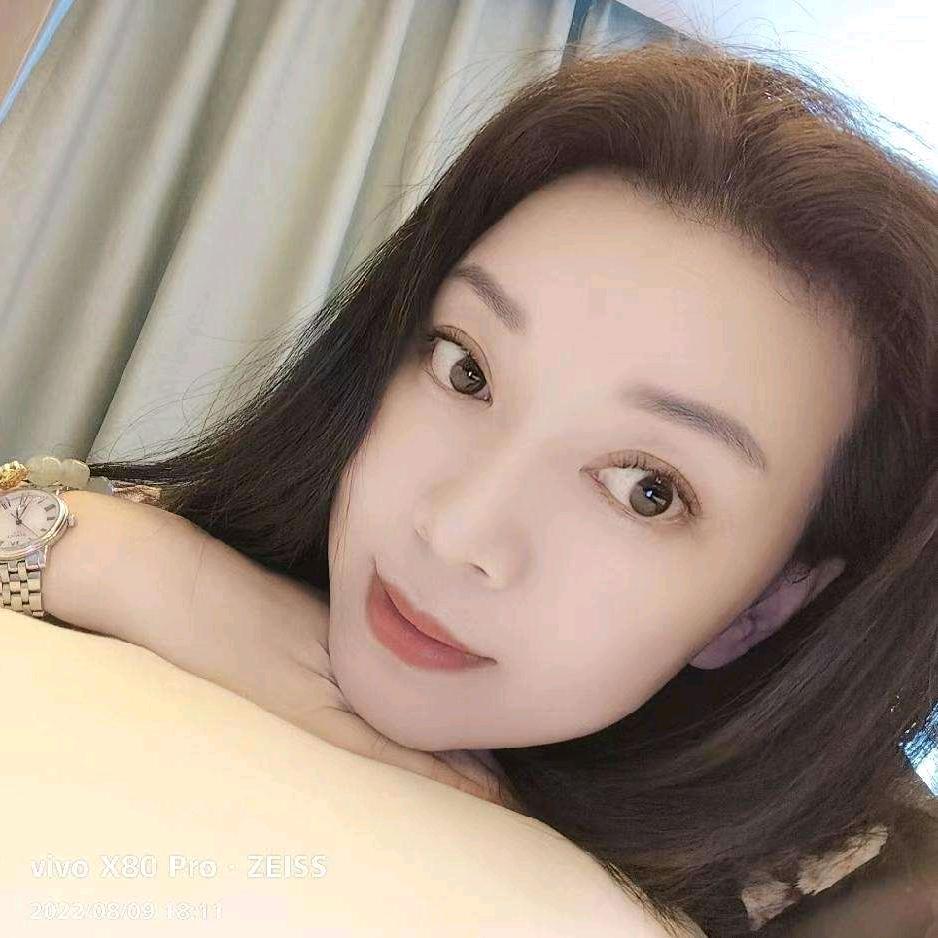 半个酒窝