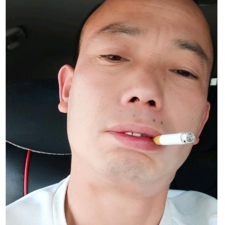 知味轩酒店 来伍