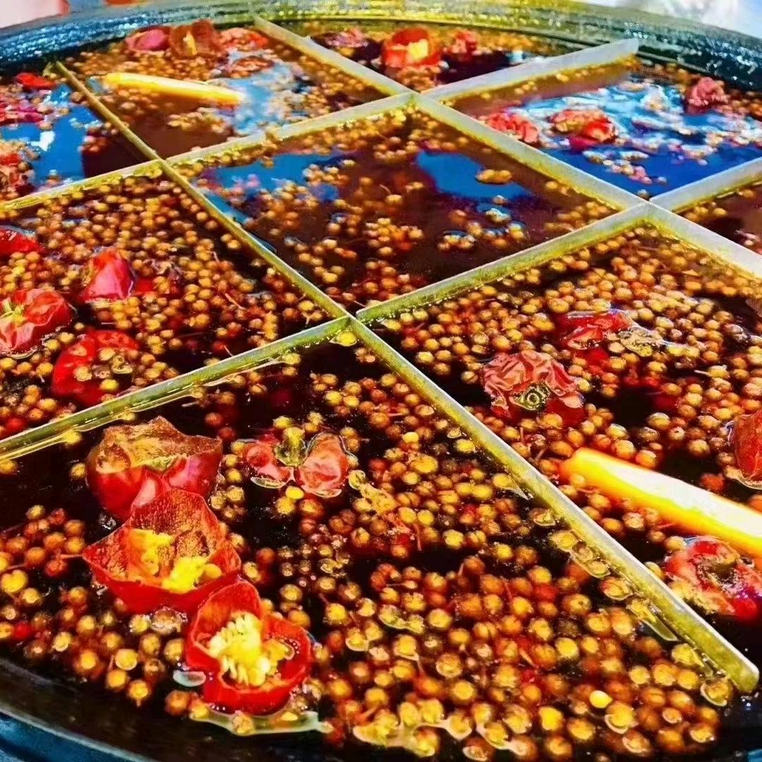 重庆江楠渝风火锅店