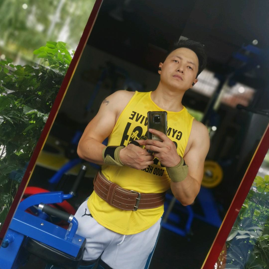 一本正经   付trainer