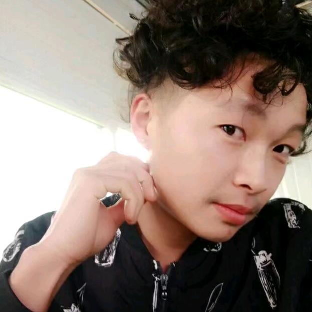李拜天
