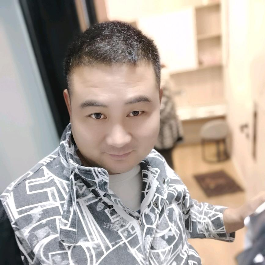 江海亮
