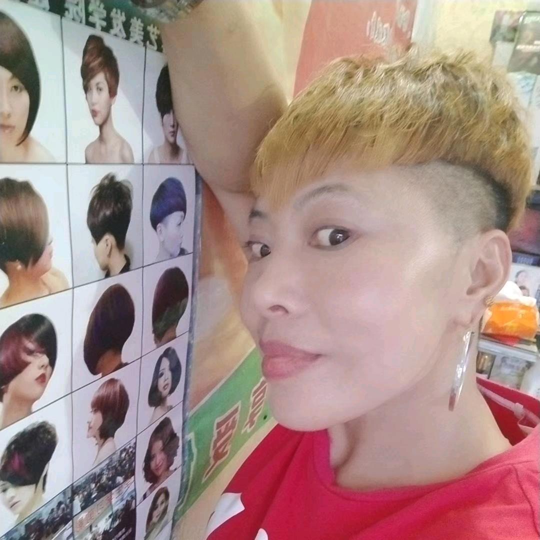 郡主💋回族🍒🍒