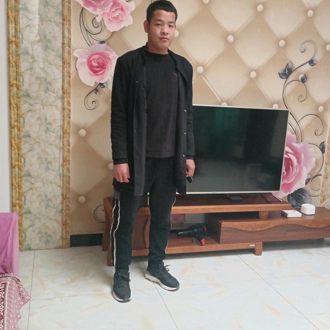 睢园绿竹，气凌彭泽之樽