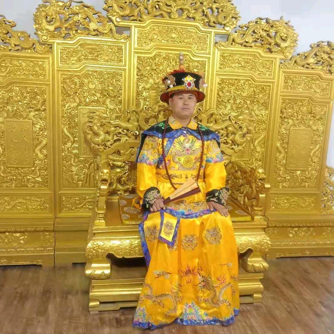 龙龙哥：拉丁舞专业老师