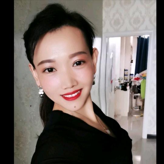 家有两朵金花