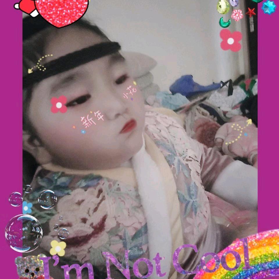 路灯下的灰姑娘