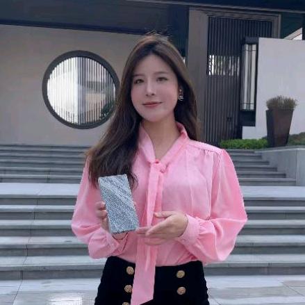 荷冉地铺石源头工厂店