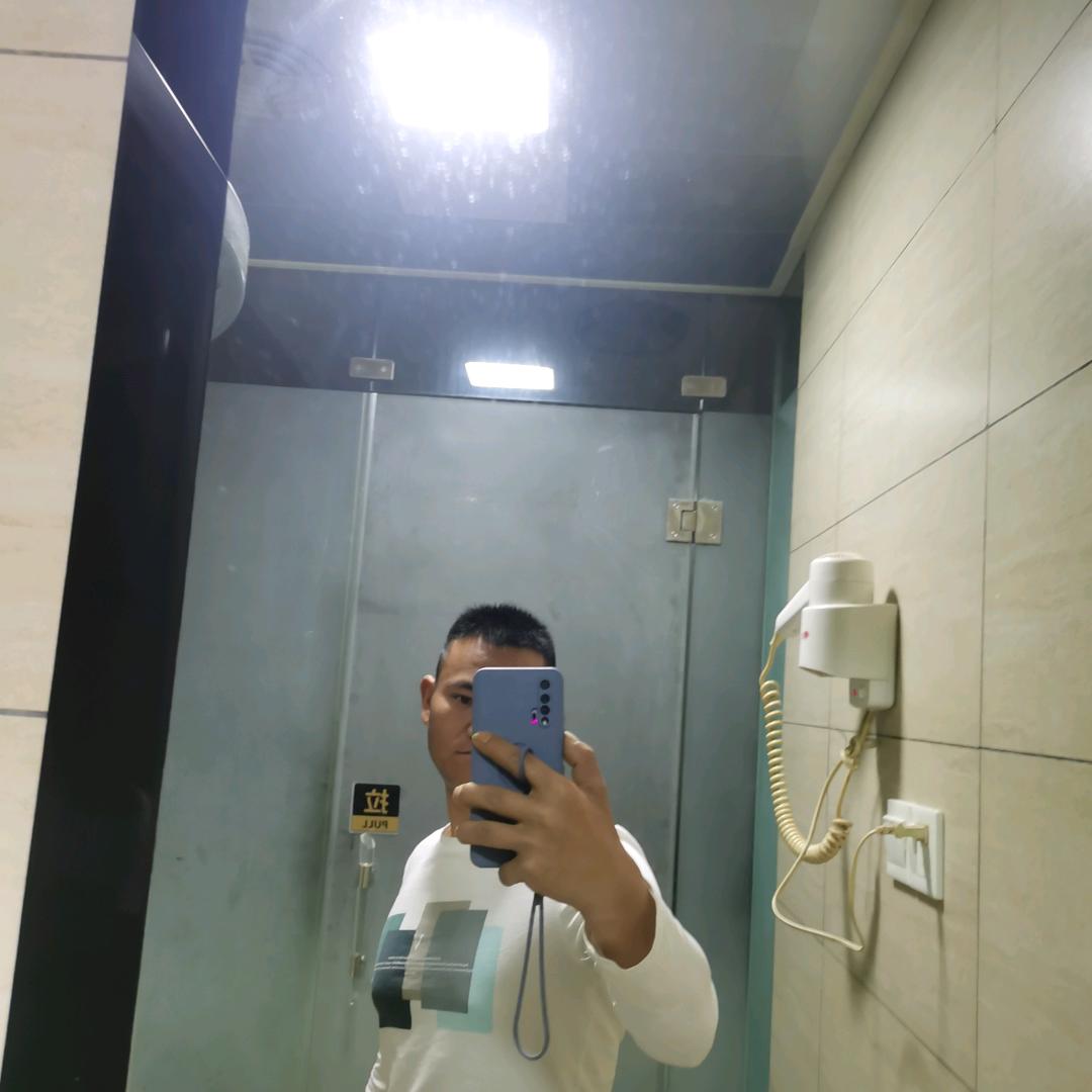 思念的你。