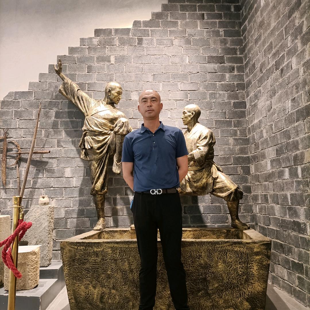 周红