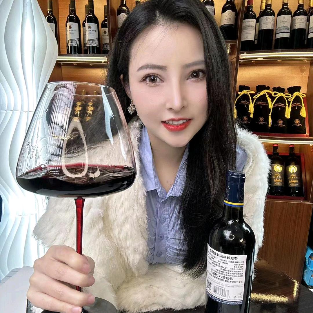 酒妹妹酒馆