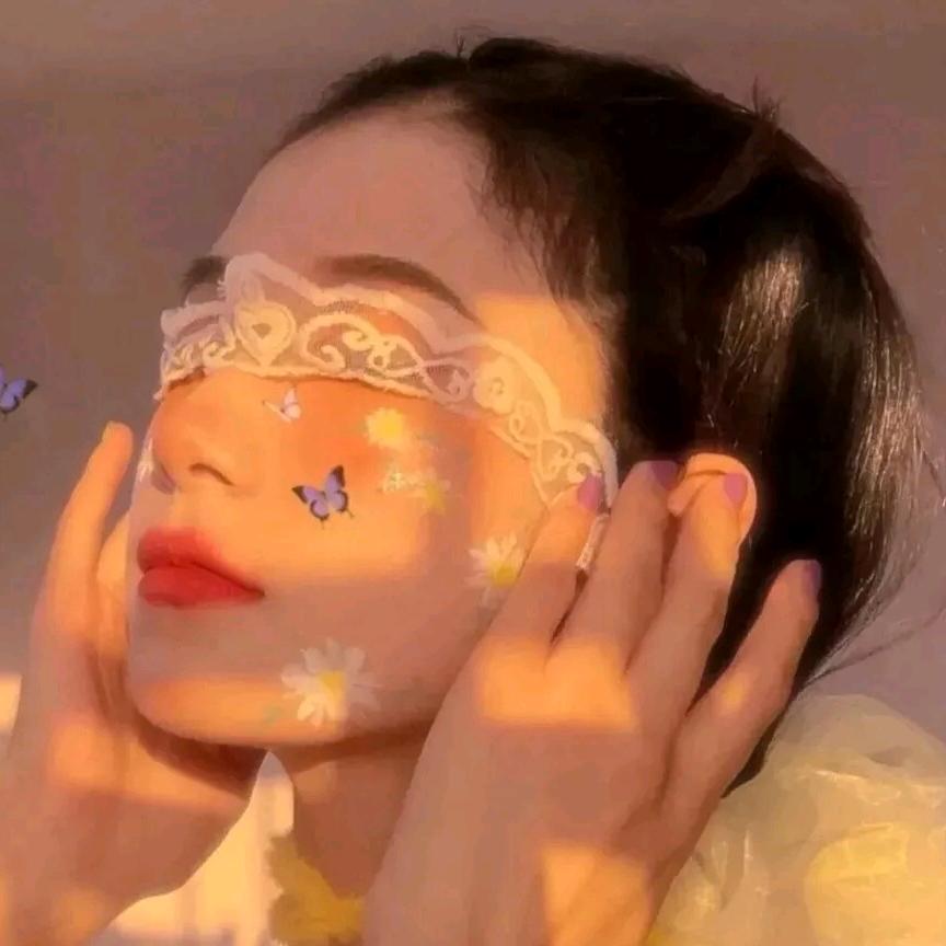🌸  🌸