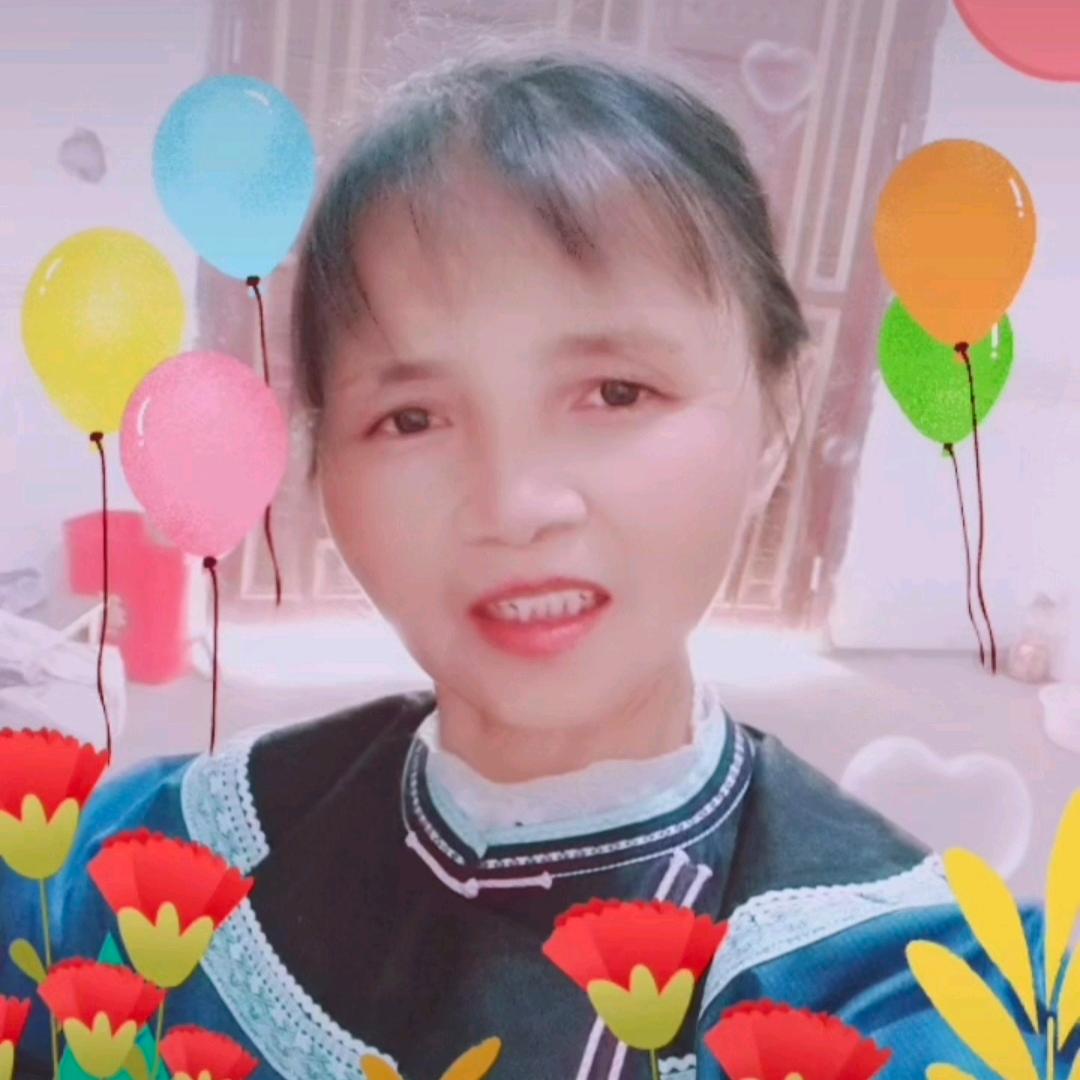 陈英英