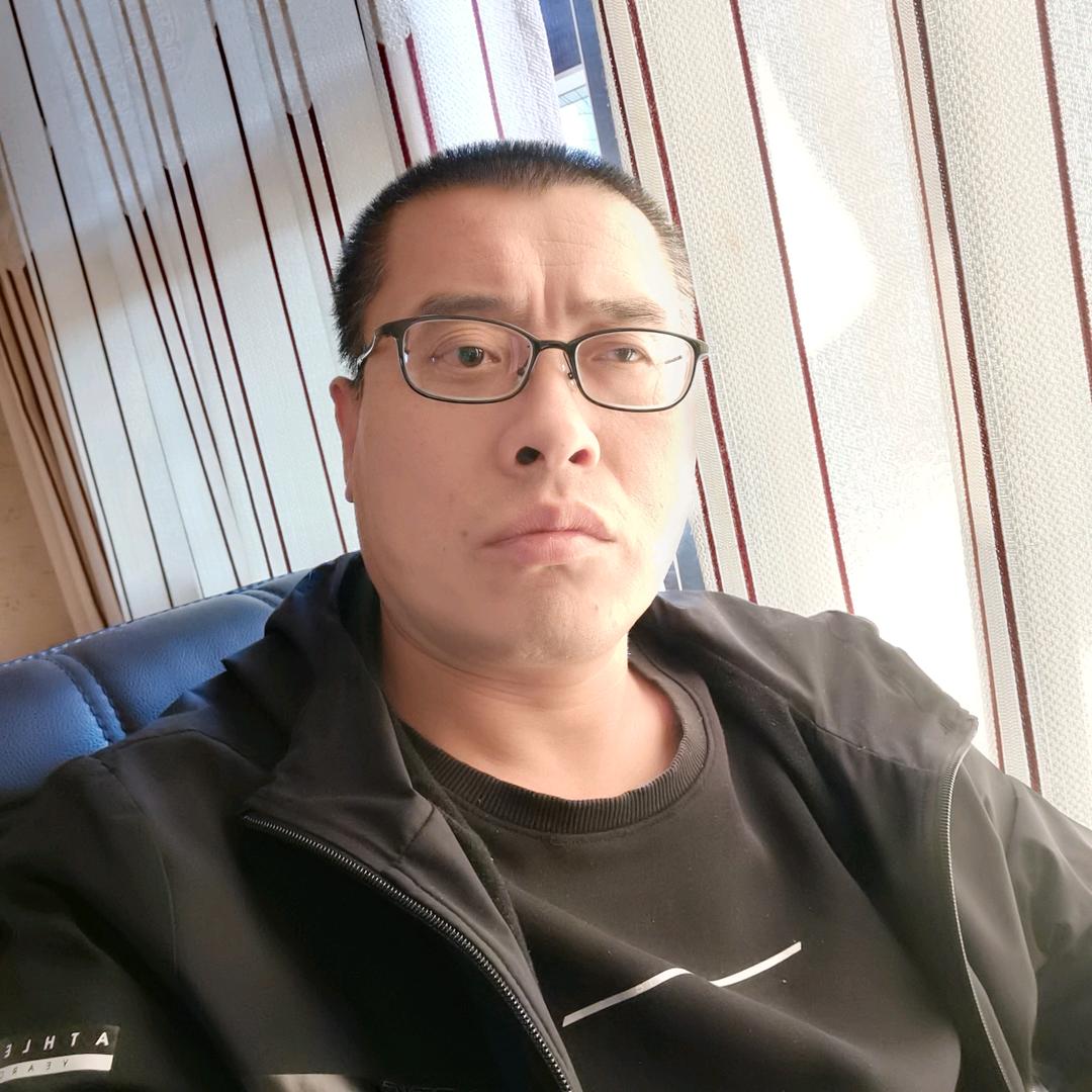 低头为了生活～阿锐