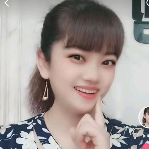 阿秀巜靓剪秀发》