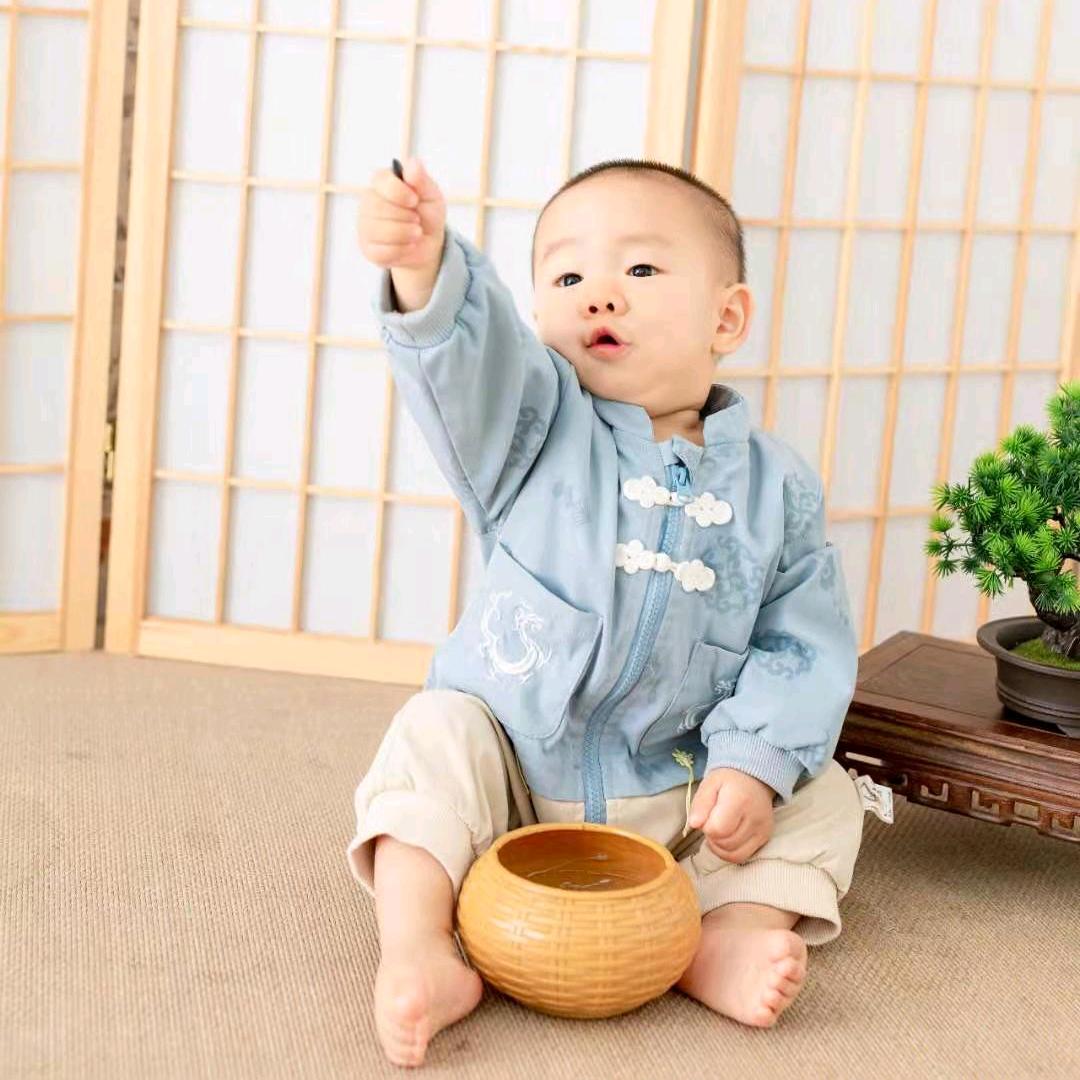 小鹿宝和小溪妹