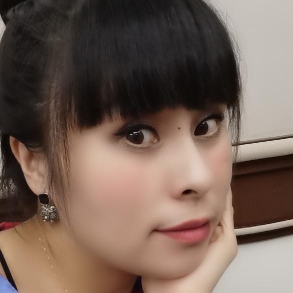 谭玲