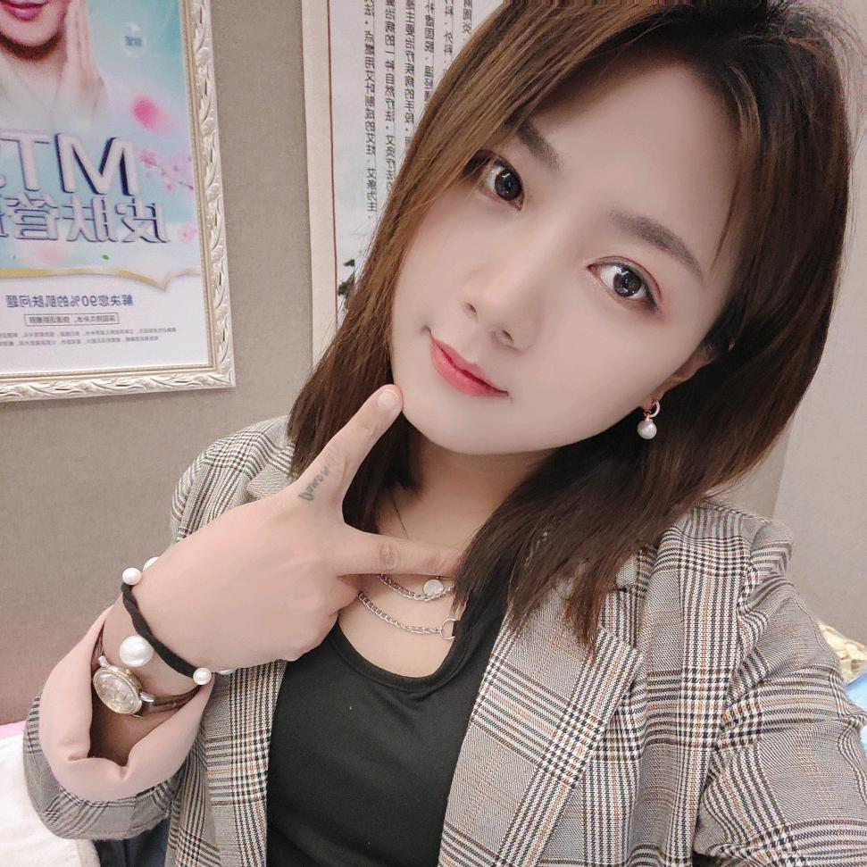 “王̶”后̶