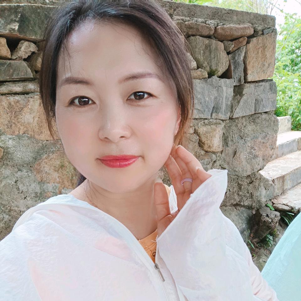 七彩环球王静