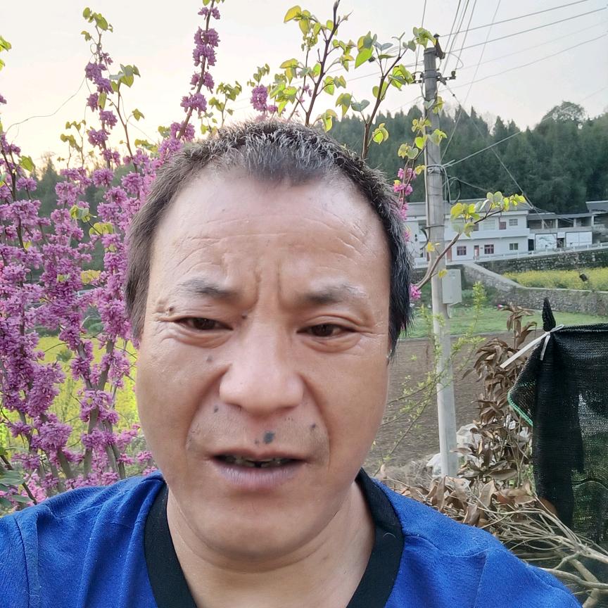 刘松，明天晚上8点直播 不见不散