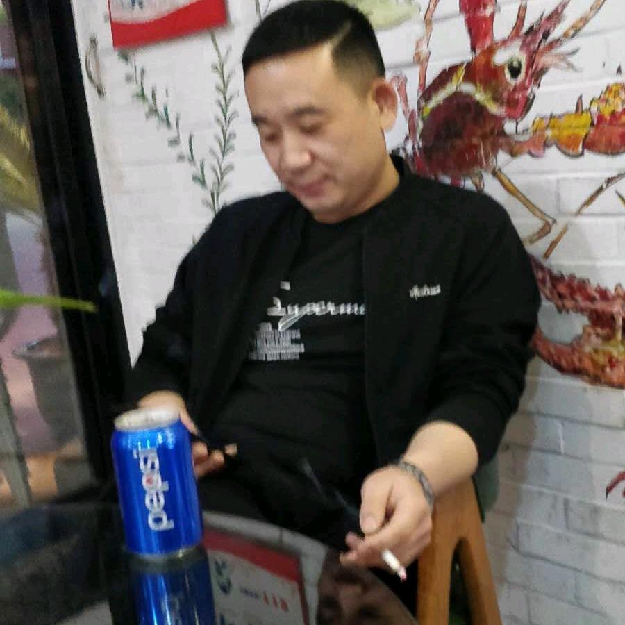 宵夜喝鱼粥