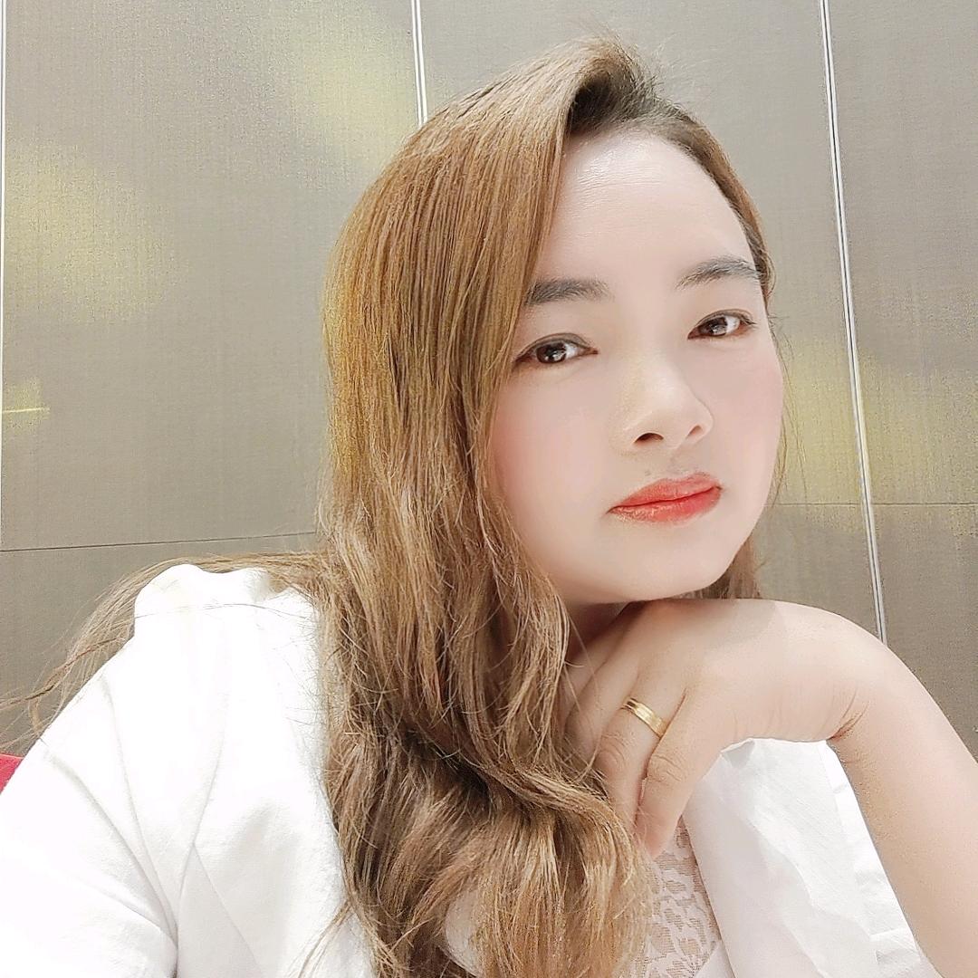 小布丁（娜娜妹）