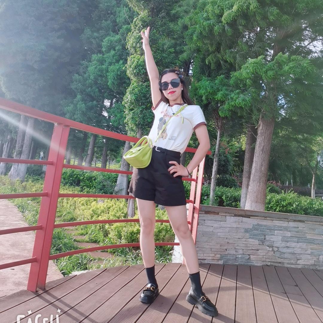 李爱笑🌸